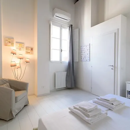 Appartamento White Terrace Ostilia Roma